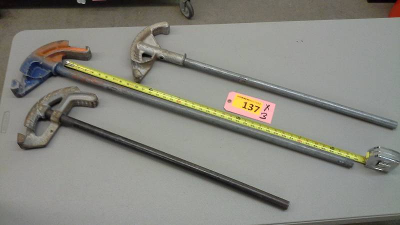 lot 137 image: (3) ConduitPipe Benders
