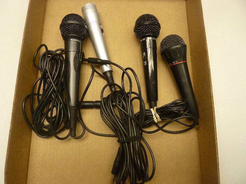 lot 267 image: Microphone Lot