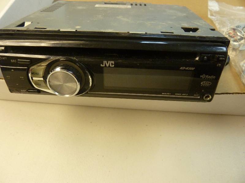 lot 311 image: JVC CD Car Receiver