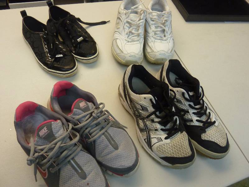 lot 344 image: Tennis Shoe Lot