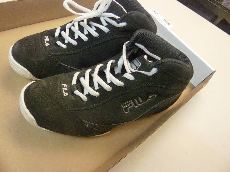 lot 349 image: Fila Tennis Shoes