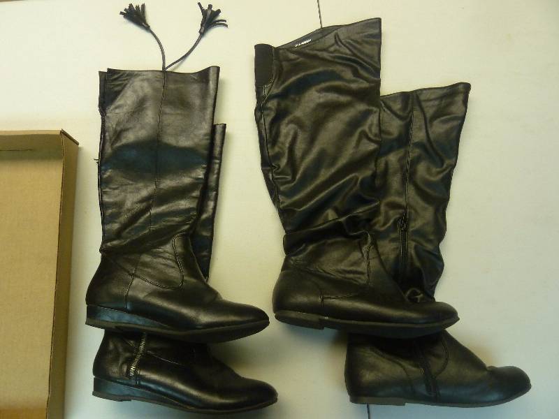 lot 434 image: Womens Shoes
