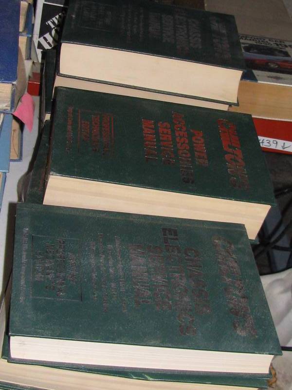 (10) Chiltons Manuals
