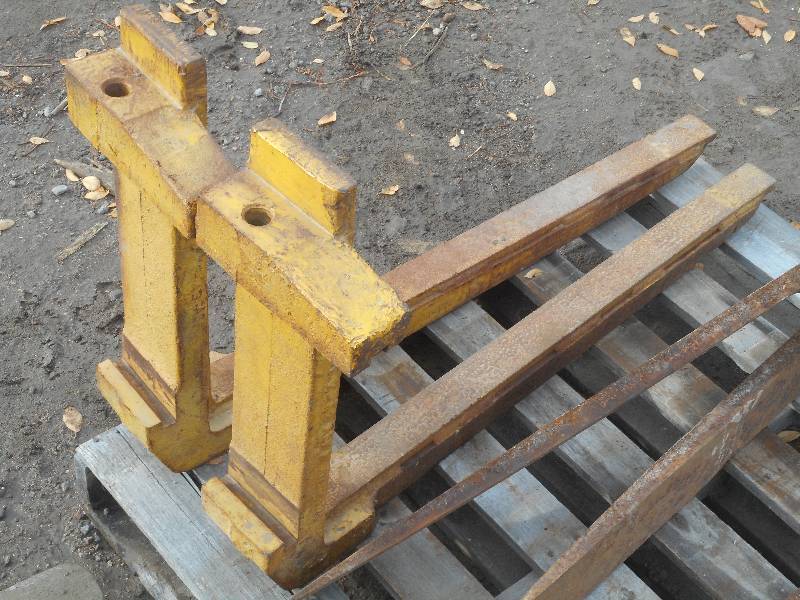 Set Of 42 Pallet Forks