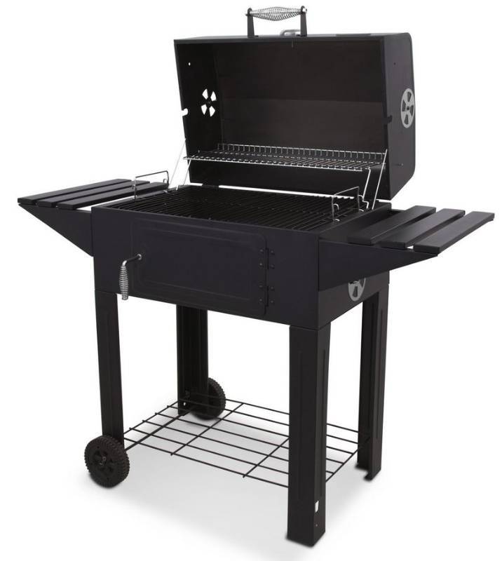 lot 49 image: Char-Broil Santa Fe Charcoal BBQ Grill