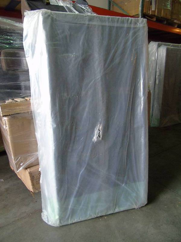 lot 80 image: Sealy Twin Box Spring