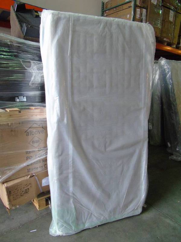 lot 83 image: Sealy Twin XL Box Spring