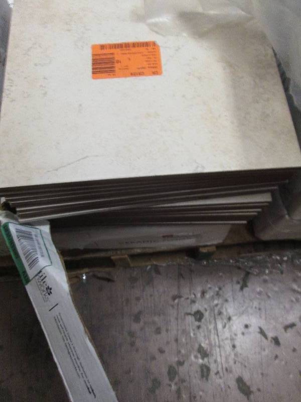 ceramic tile 12x12 3 boxes 11sqft...