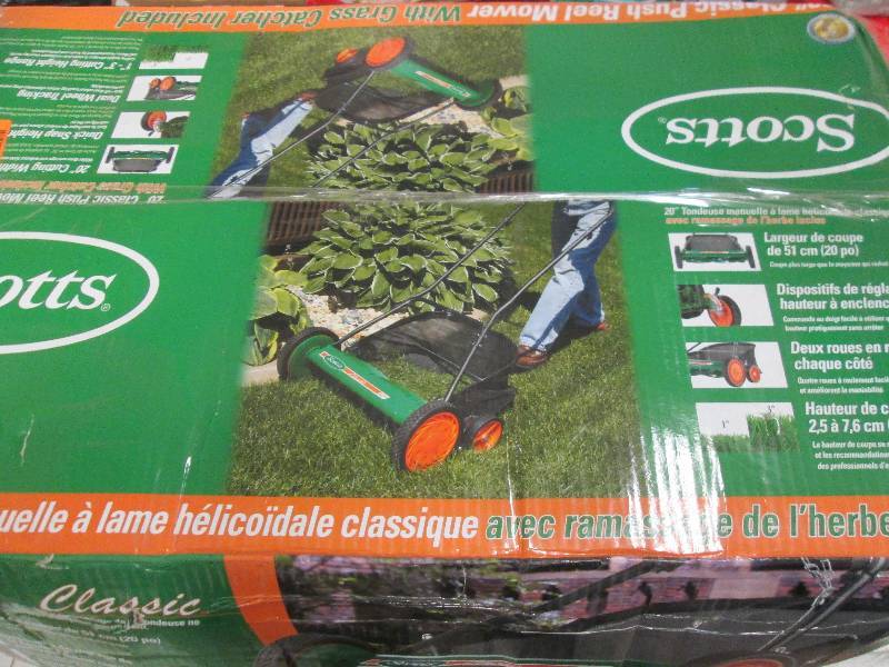 scotts 20 reel push mower with gra...