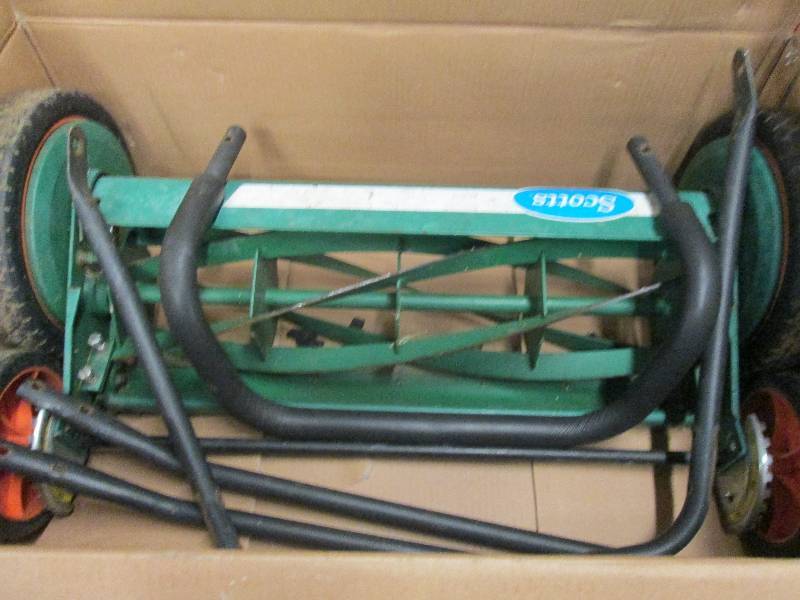 scotts 20 reel push mower with gra...