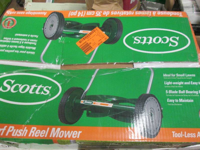 scotts 14 push reel mower open box...