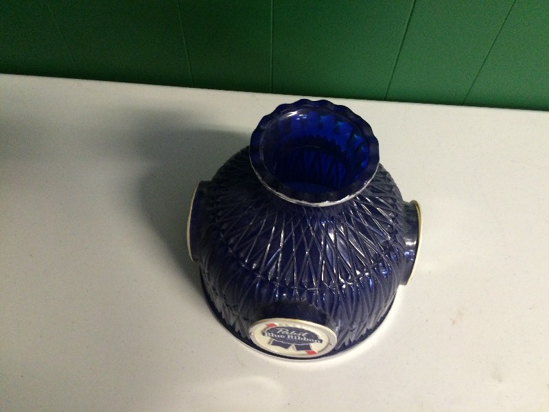 lot 40 image: PABST BLUE RIBBON PLASTIC LAMP SHADE LIGHT SHADE