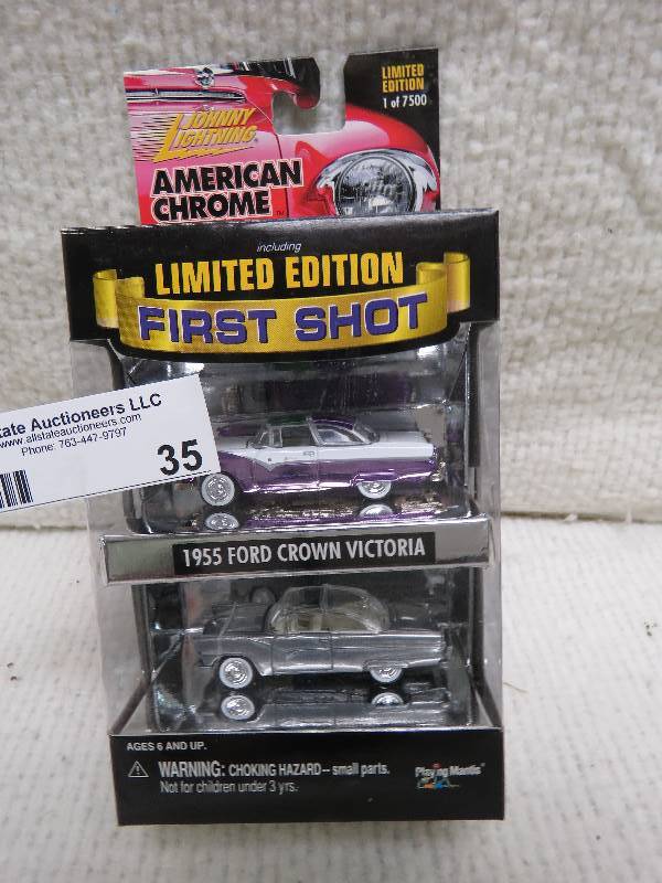 lot 35 image: Johnny Lightning Collectibles