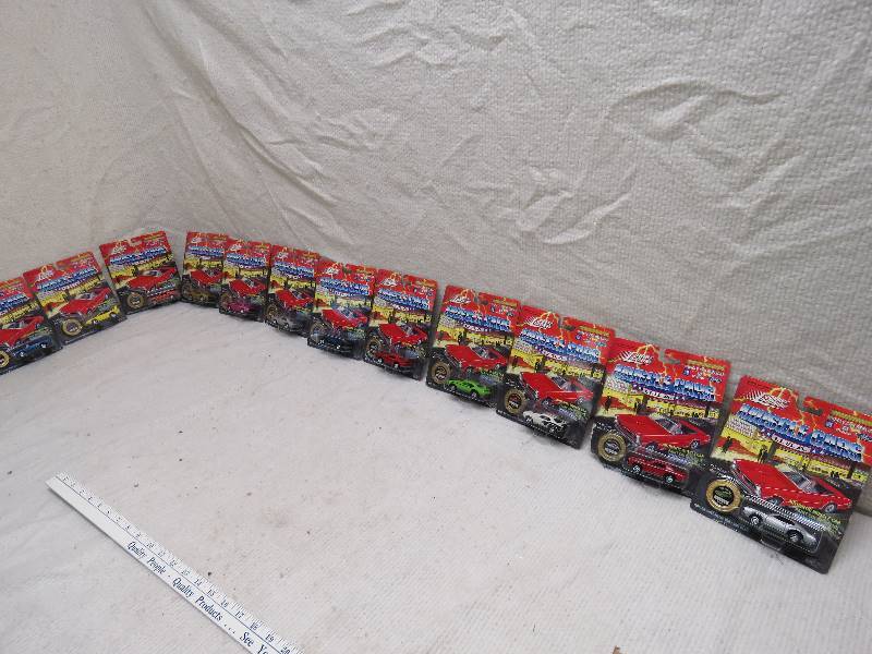 lot 48 image: Johnny Lightning Collectibles
