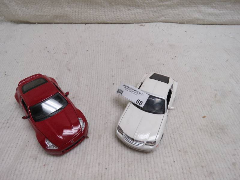 lot 68 image: Collectible cars
