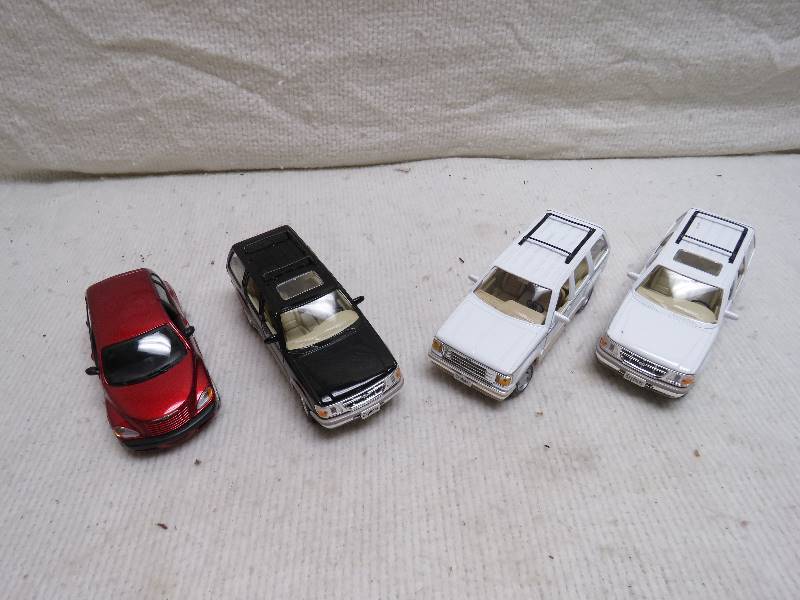 lot 113 image: Collectible cars
