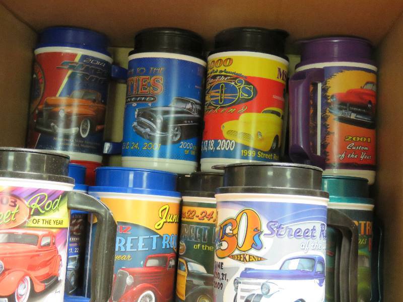 lot 164 image: Collectible To-Go Mugs