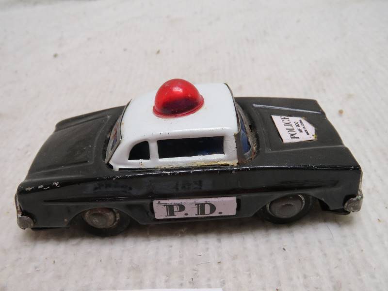 lot 194 image: Vintage Police Car