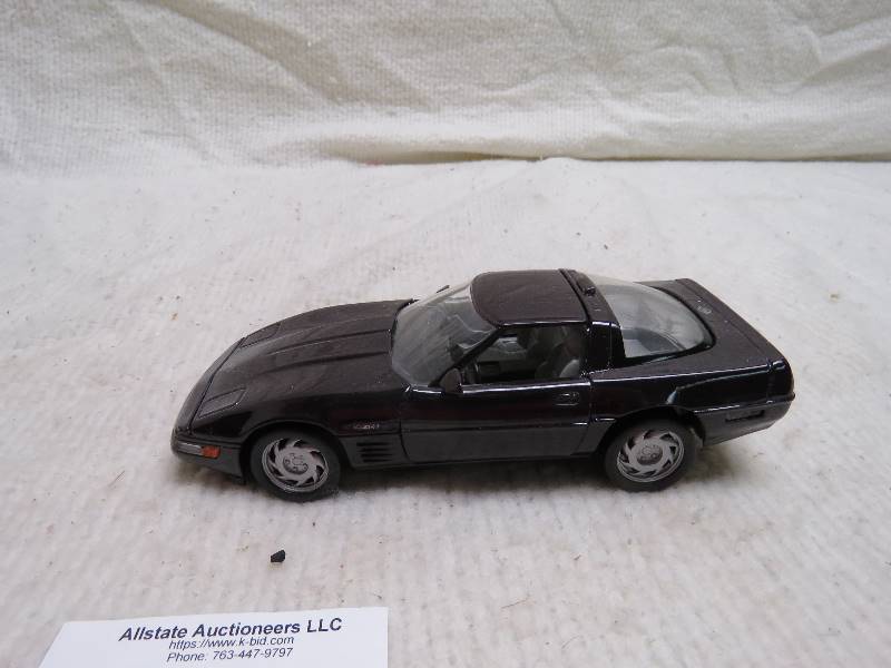 lot 226 image: Collectible Corvette