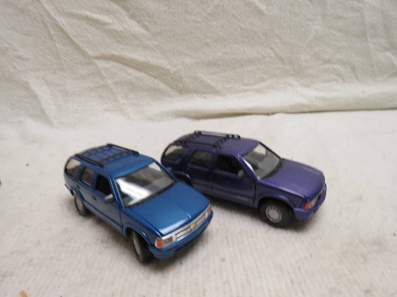 lot 227 image: Collectible Z Wheels