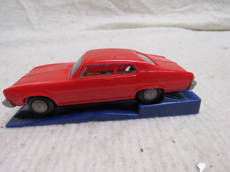 lot 234 image: Vintage Racecar with Launcher