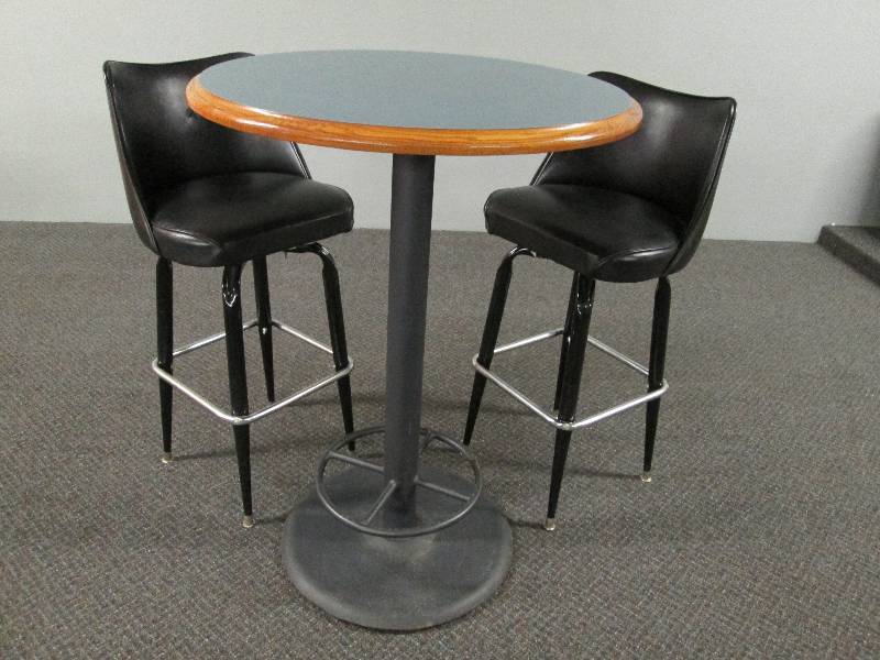 lot 61 image: Bar  Restaurant High Top Table
