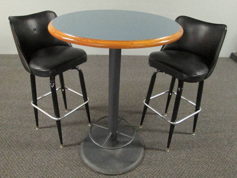 lot 63 image: Bar  Restaurant High Top Table