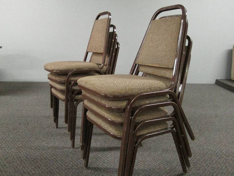 lot 97 image: Brown Restaurant  Bar Chairs