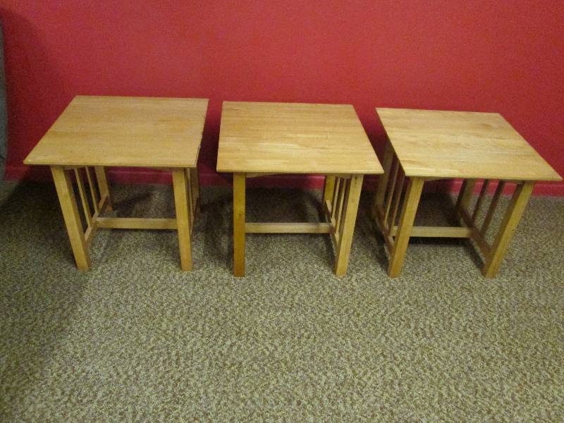 lot 143 image: 3 Pine End Tables