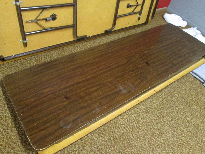 lot 150 image: Folding Banquet Table