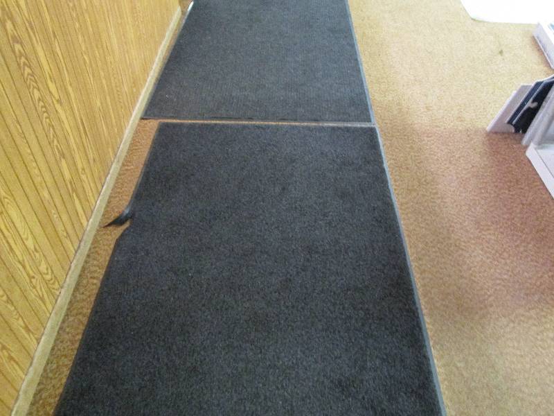 lot 156 image: Entry Rugs