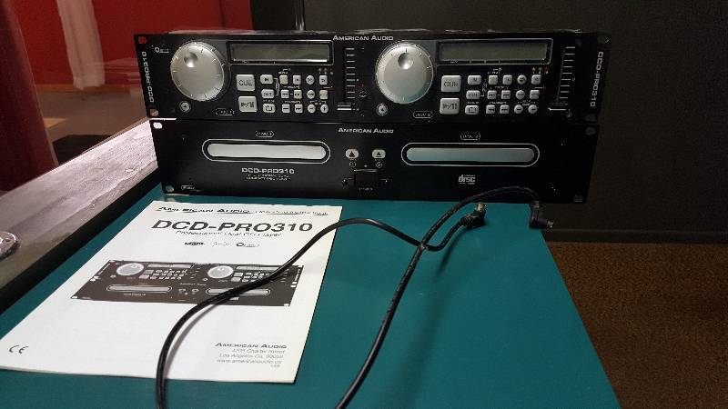 lot 3 image: American Audio DCM-PRO310 Dual CD Player