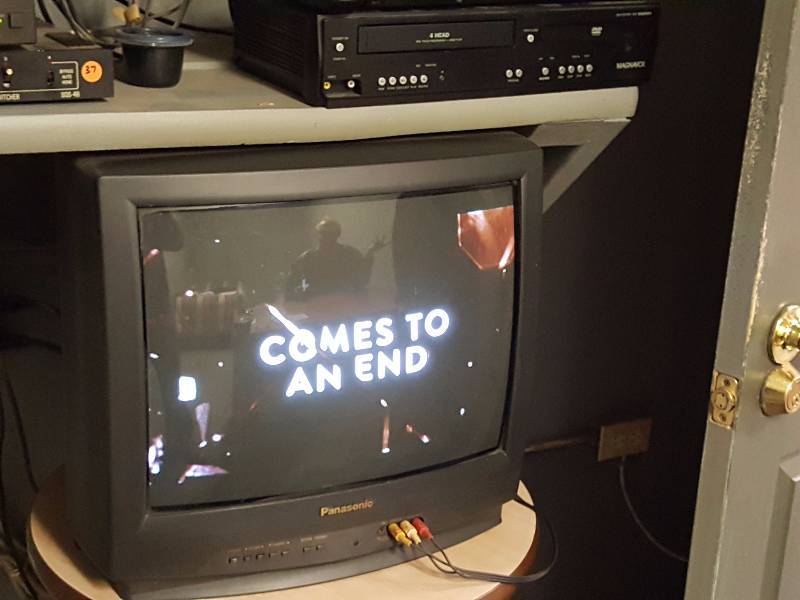 lot 45 image: Panasonic CT-20d12DF 20 Color TV  Magnavox DV220MW9 CDDVD Player