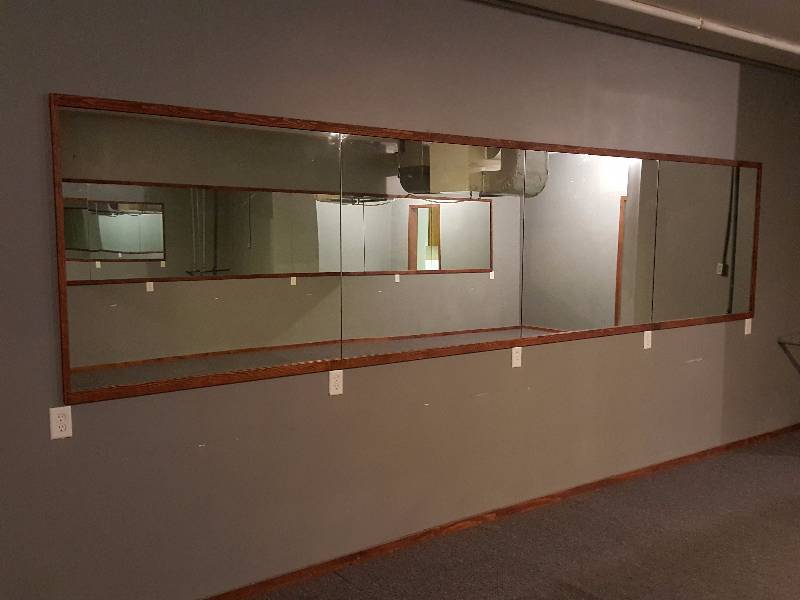 lot 170 image: (4) Large Wall Mirrors - 4 Foot