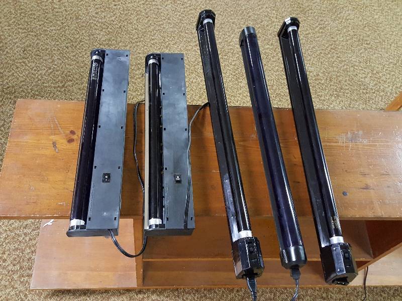 lot 185 image: Group of (5) Black Lights