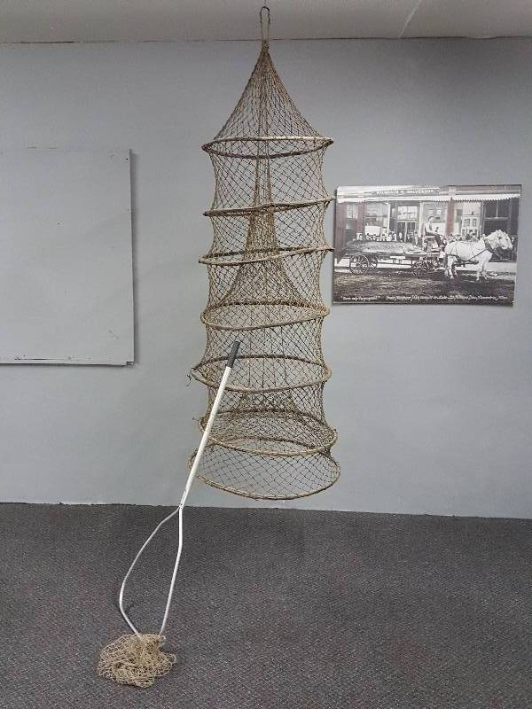 lot 194 image: Antique Fish Trap  Net