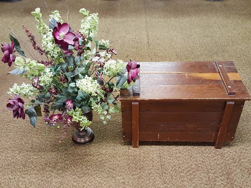lot 212 image: Vintage Trunk  Chest and Faux Flower Arrangement