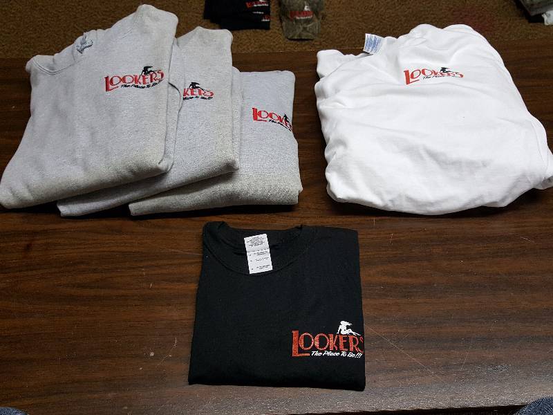lot 235 image: Lookers Mens Apparel