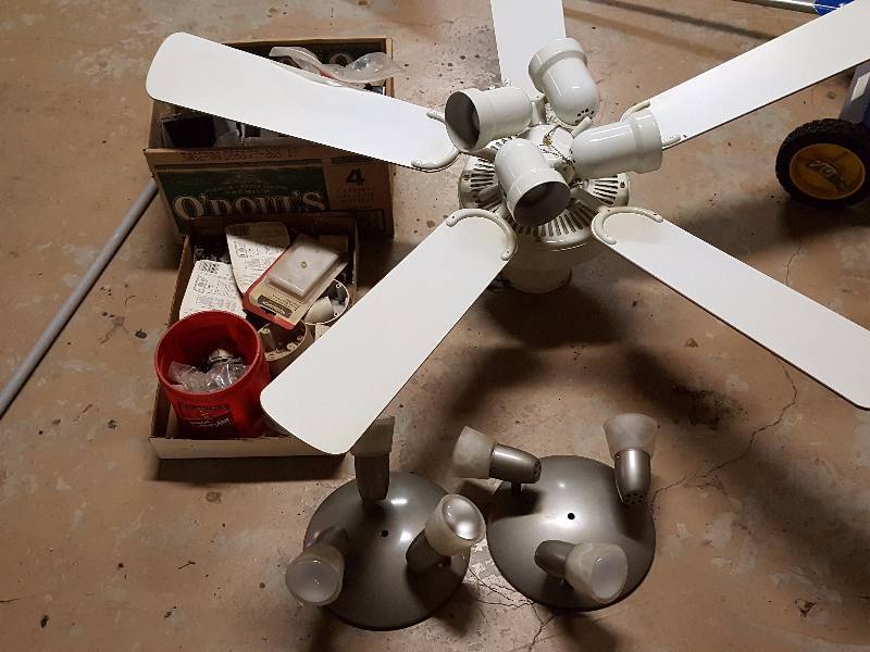 lot 252 image: Fan, Lights, Electrical