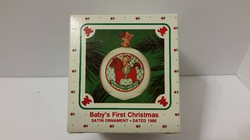 lot 33 image: Hallmark Keepsake Ornament 1996 Edition Babys First Christmas In Original Box