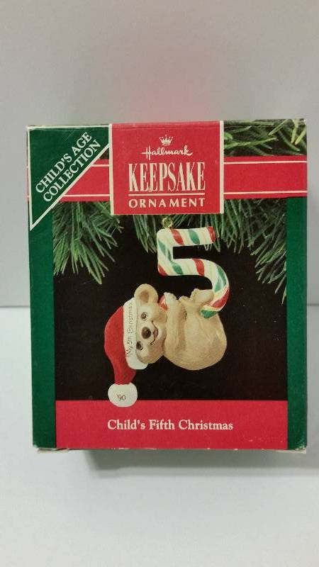 lot 36 image: Hallmark Keepsake Ornament - 1990 Edition Babys 5th Year In Original Box