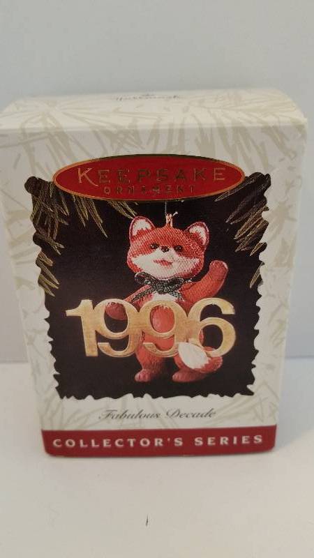 lot 85 image: Hallmark Keepsake Ornament - Fabulous Decade  Collectors Series 1996 Edition In Original Box