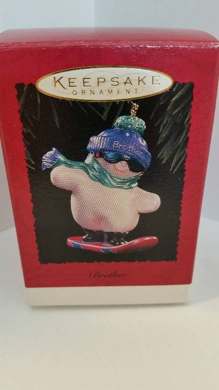 lot 90 image: Hallmark Keepsake Ornament - Brother 1995 Edition In Original Box