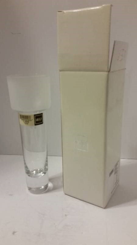lot 123 image: Mikasa Overature Frost Crystal 9 Bud Vase New In Original Box