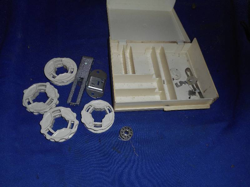 SINGER SEWING MACHINE PARTS AND BOX