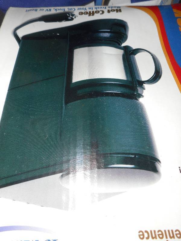 ROAD PRO COFFEE MAKER AND CUP