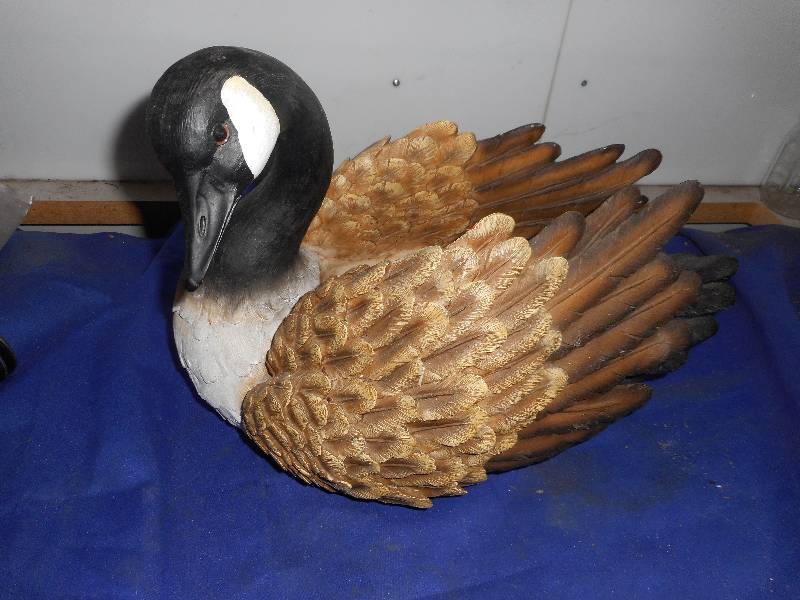 SWAN PLANTER