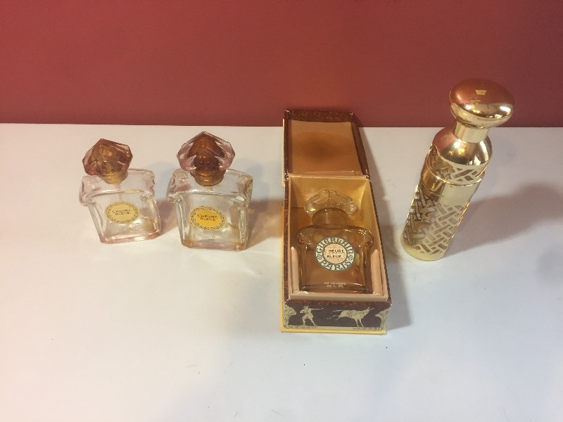 4 Vintage Pefume bottles
