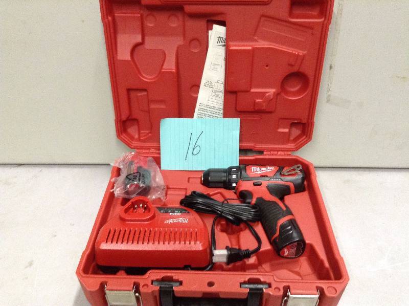 Milwaukee 2407-22 M12 38 Drill Driver Kit in like new condition  Stock and actual pictures used to display item