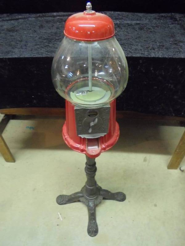 lot 5 image: GlassMetal Candy Dispensor